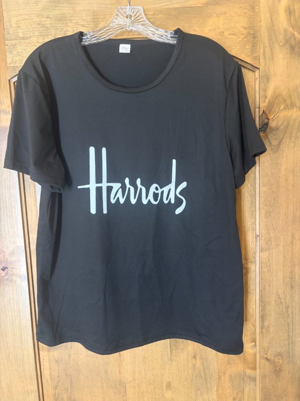 NWOT HARRODS BLACK T SHIRT UNISEX SIZE LARGE